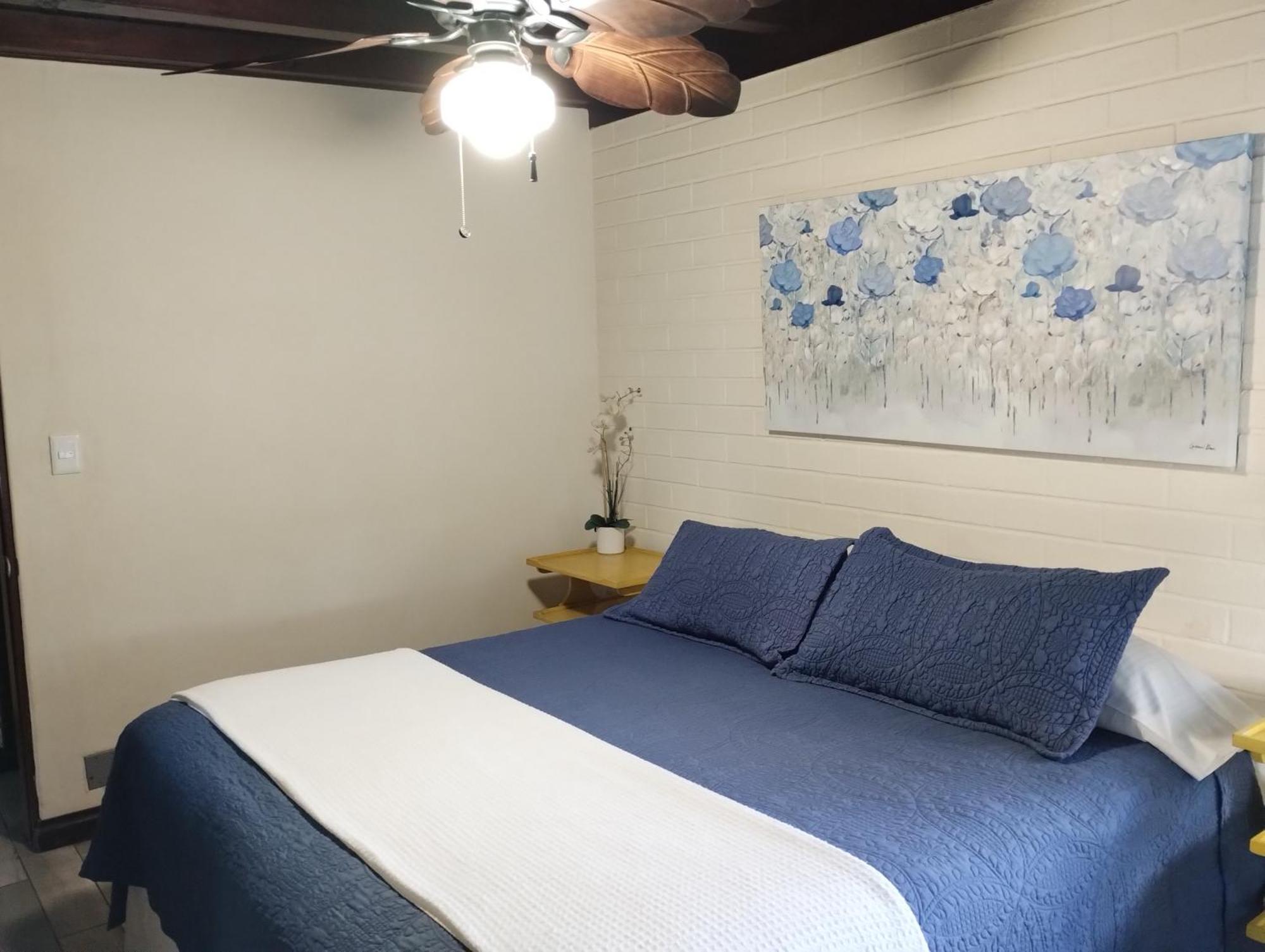 Hotel Quintas Papagayo Ensenada Room photo